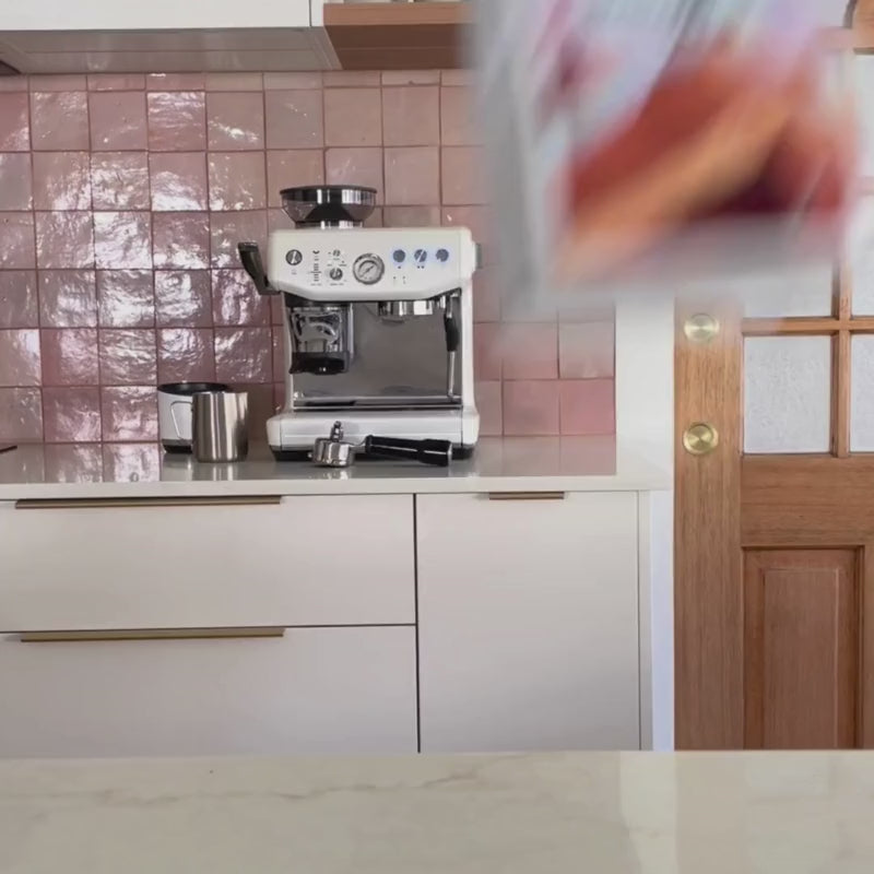 Video of caramel dunes, our roasters blend coffee beans being brewed on the home espresso machine